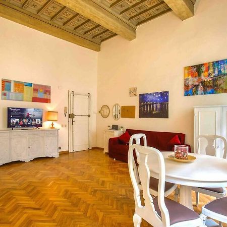 フィレンツェHidden Gem Near Ponte Vecchio & Piazza Del Duomoアパートメント エクステリア 写真