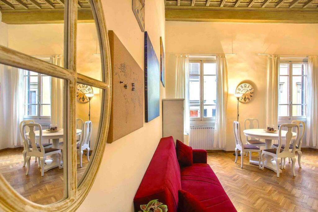 フィレンツェHidden Gem Near Ponte Vecchio & Piazza Del Duomoアパートメント エクステリア 写真